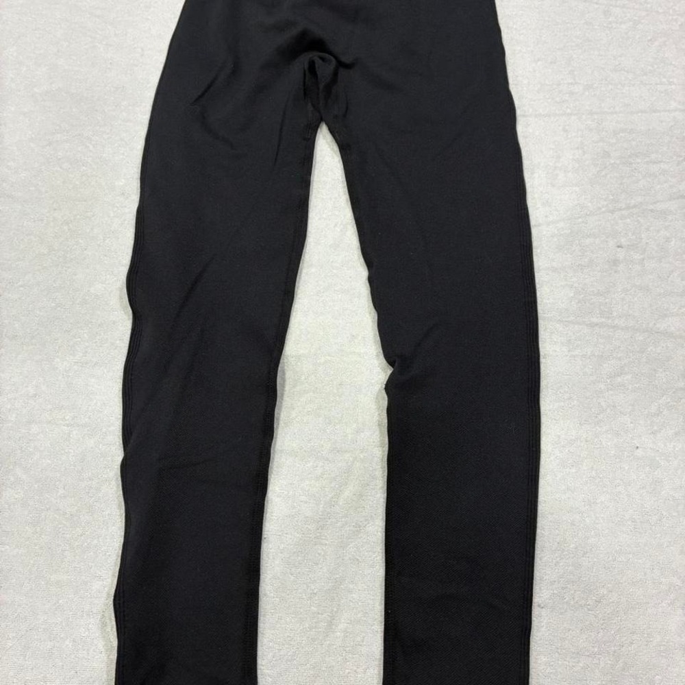 OQQ women Small black seamless workout LEGGINGS  Nylon and spandex. SKU62
